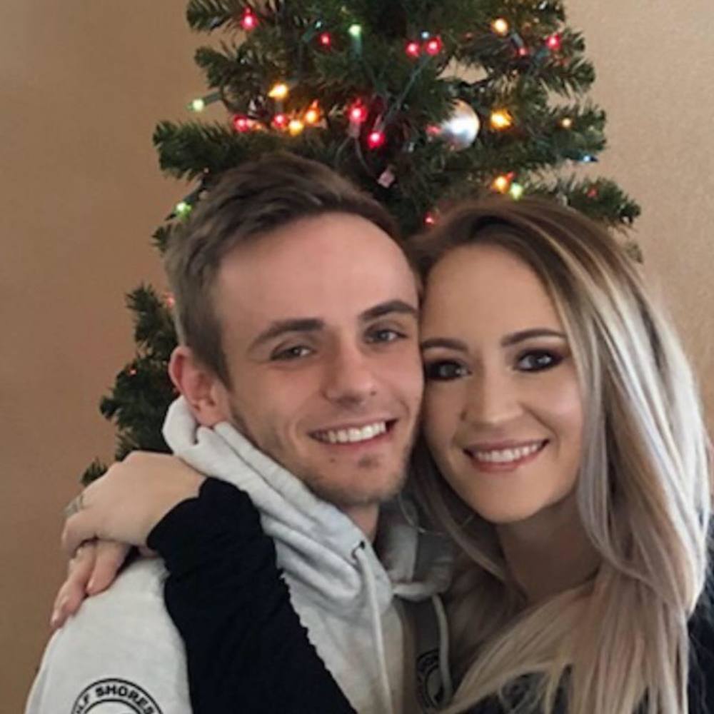 Meet your Posher, Miki